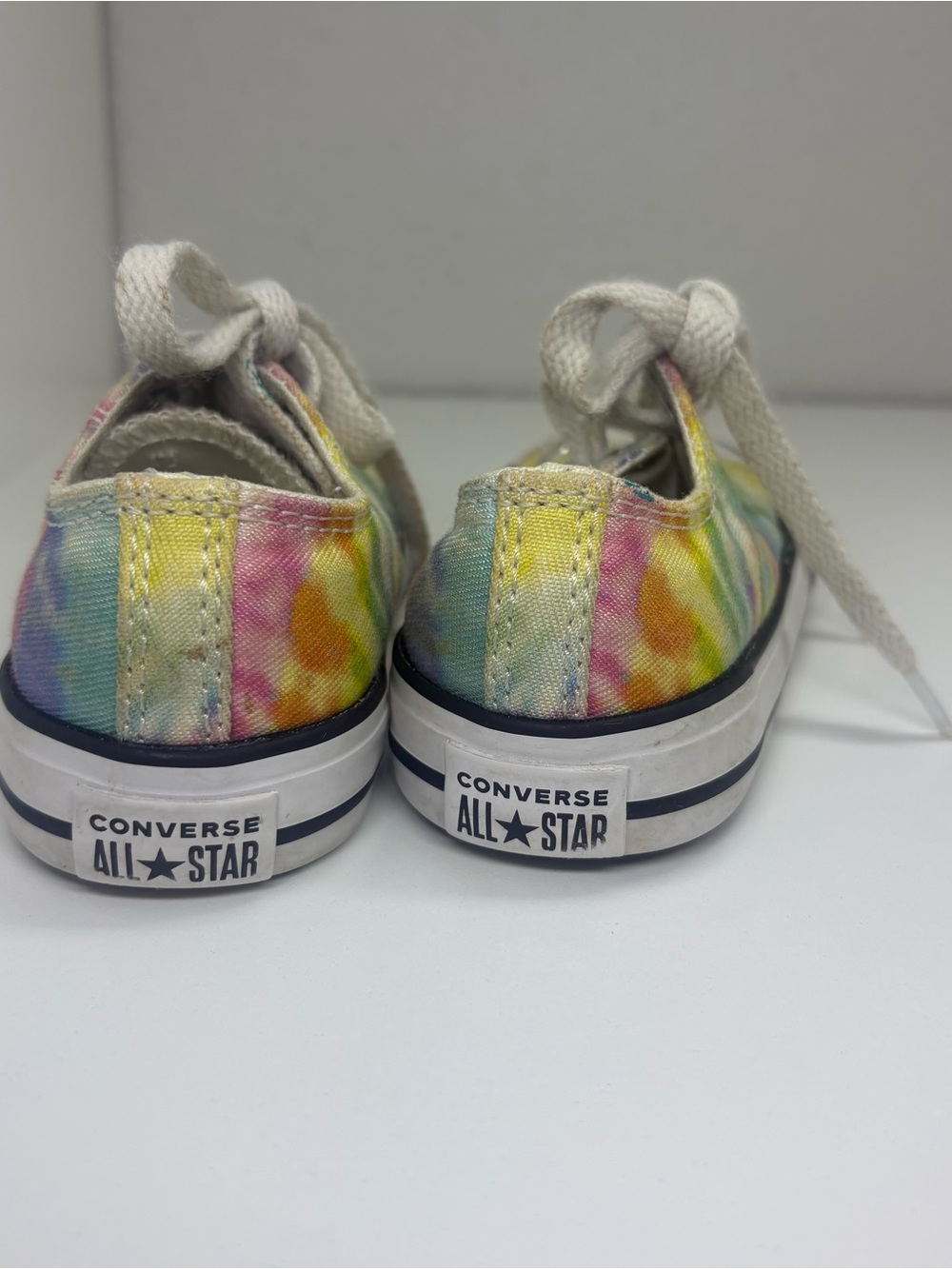 Converse Chuck Taylor All Star Tie Dye Low Top Canvas Lace Up Toddler US 6